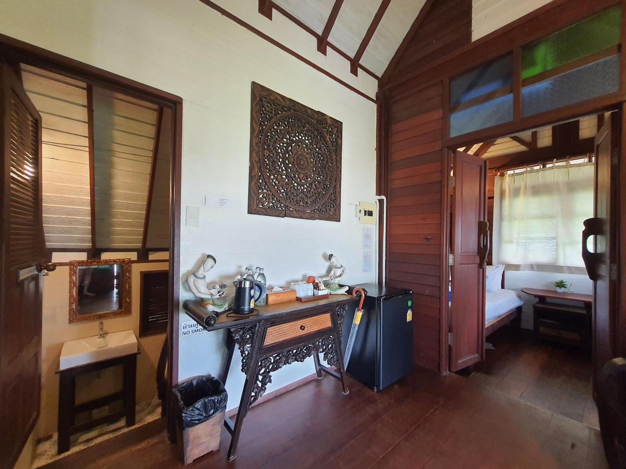 Baan Thong Ching Resort Кханом Екстер'єр фото